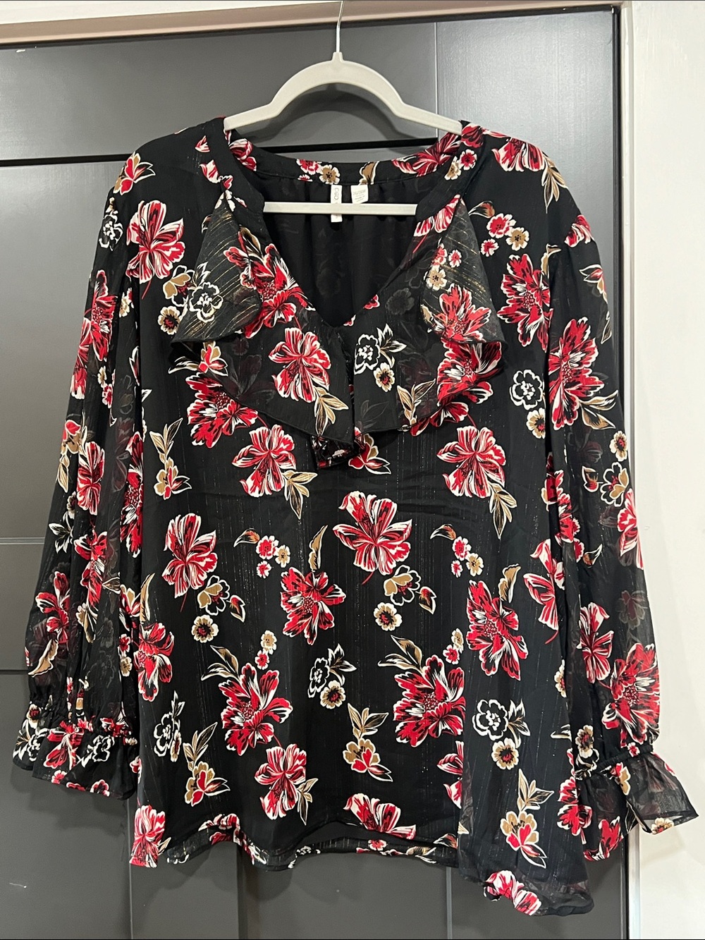 Cato Black Floral Ruffle V-Neck Blouse with Red & Cream Accents